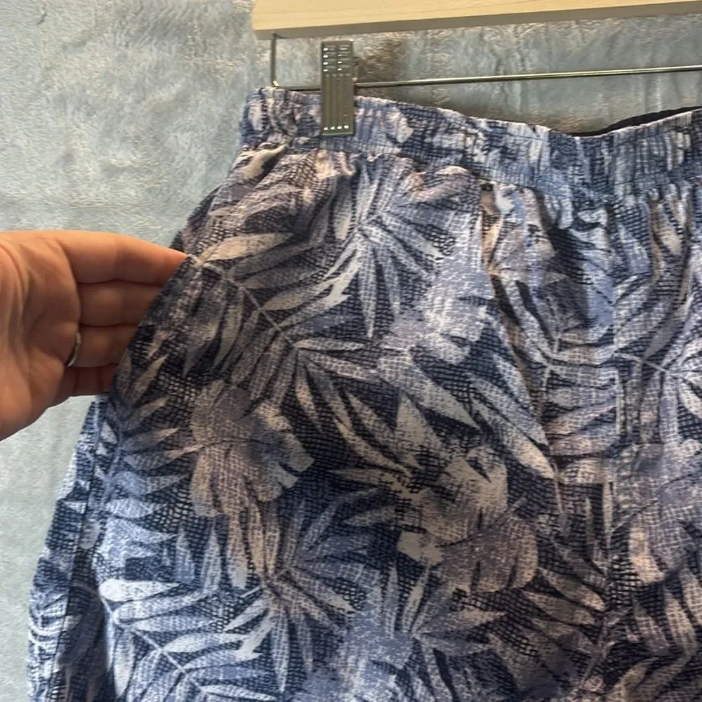 L.L. Bean Blue Tropical Lined Swim Shorts Pockets Size Medium